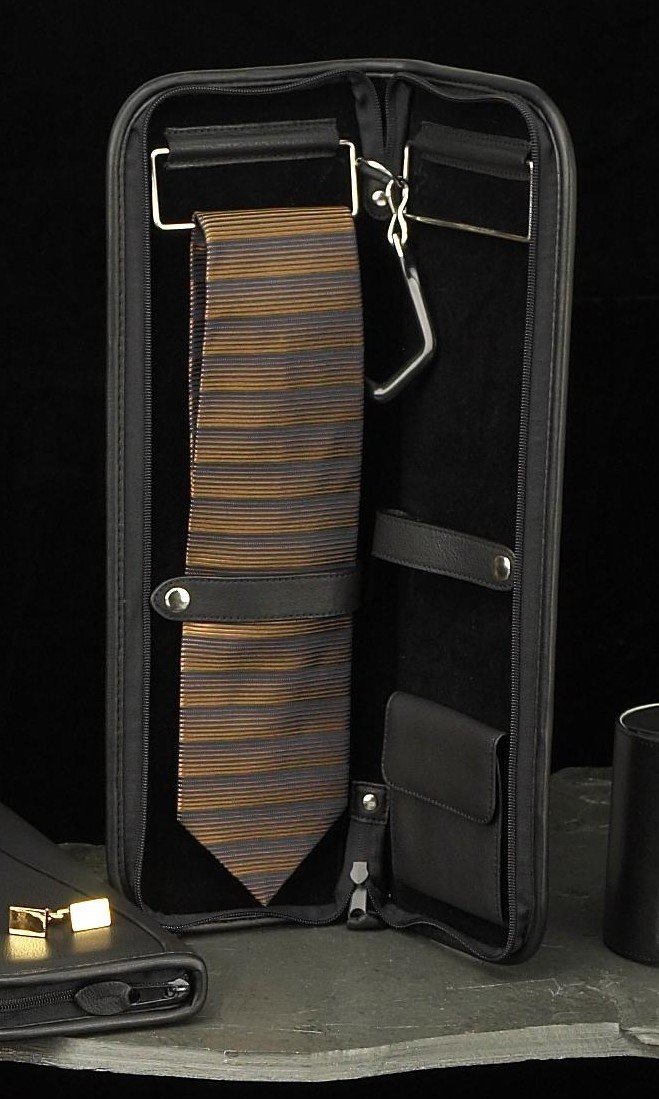 Bey Berk Black Leather Men’s Travel Tie Case