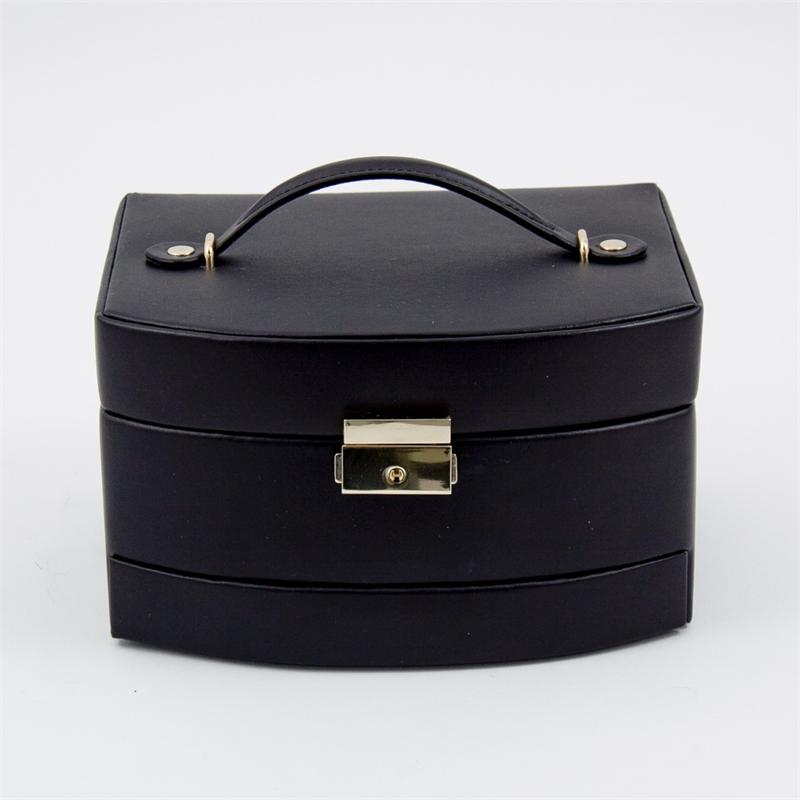 Bey Berk Black Leather Jewelry Case
