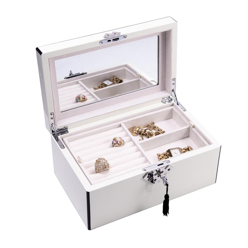Bey Berk White Lacquer Jewelry Box