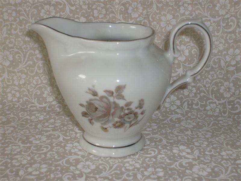 WINTERLING FINE CHINA, EMPRESS PATTERN, (1) CREAMER